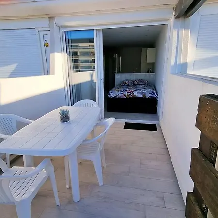 Port Nature 2 Castalie 아그