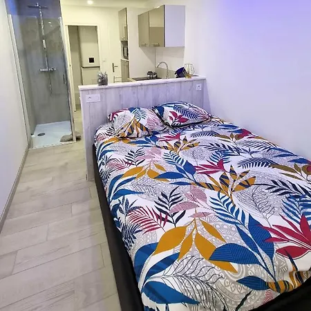 Port Nature 2 Castalie 아파트