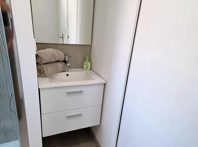 Port Nature 2 Castalie 아파트 *