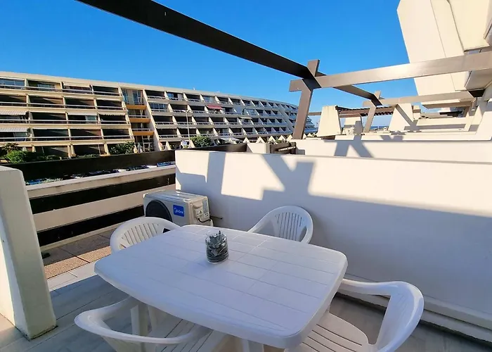 Port Nature 2 Castalie 아파트 *